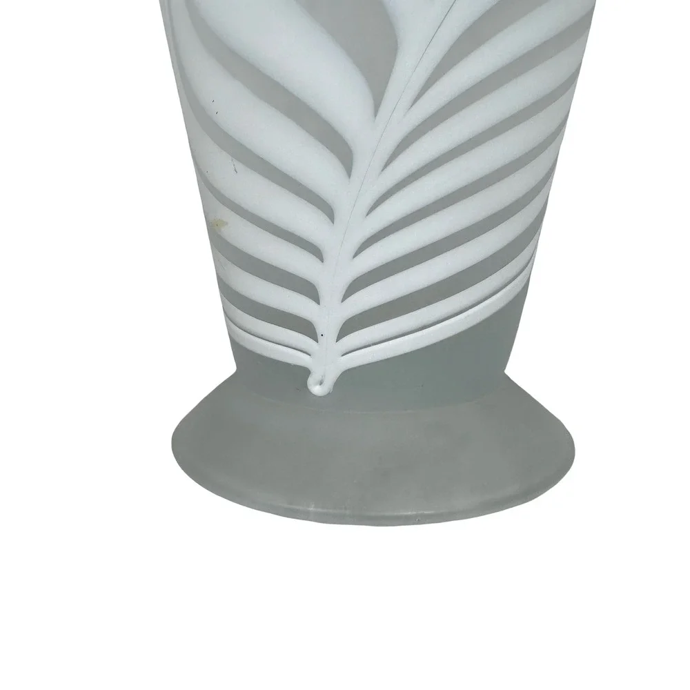 Essie E Zareh White Frosted Art Glass Swirl Vase Baijan Pulled Rim 11